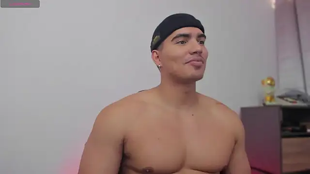 JamesGraay online show from 12.05.25