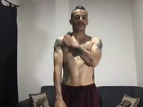 Snapshot of HorrorotikA chatting on 03.30.26 HorrorotikA online show from 03.30.26