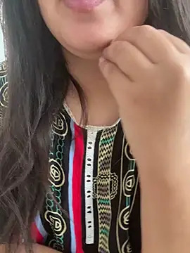 yassminsexy22 online show from 09.11.25