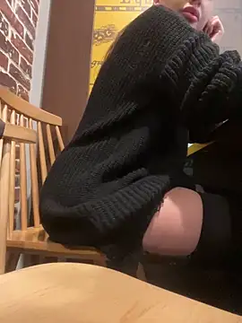 Snapshot of beautydiamond chatting on 03.15.26 beautydiamond online show from 03.15.26