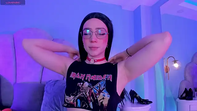 Snapshot of sweeet_peach chatting on 09.08.25 sweeet peach online show from 09.08.25