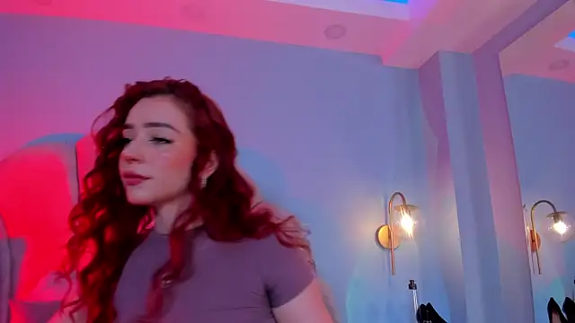 Snapshot of sweeet_peach chatting on 09.09.25 sweeet peach online show from 09.09.25