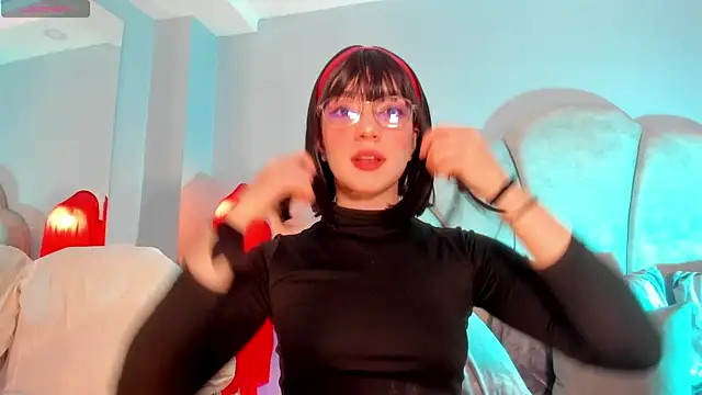 Snapshot of sweeet_peach chatting on 10.22.25 sweeet peach online show from 10.22.25