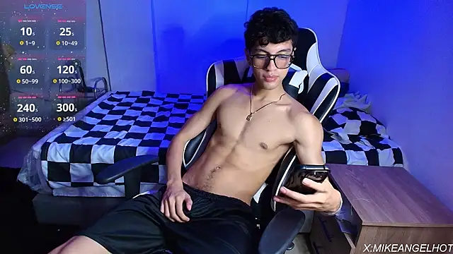 Angelligth online show from 02.20.26