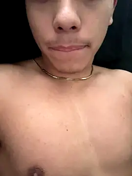 ilov3bigbootylatinas online show from 10.04.25