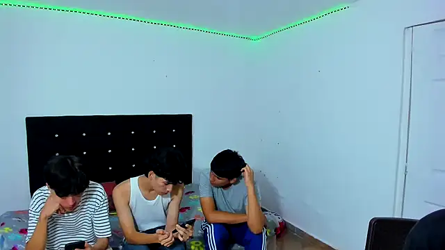 Alexander and Xiao online show from 03.03.25