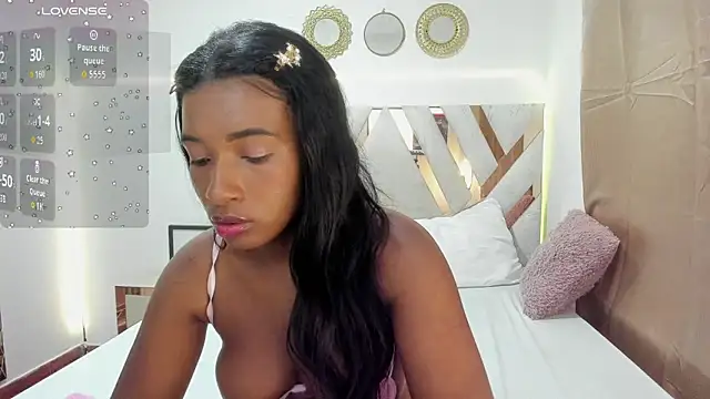 Snapshot of KriisvanyLeroy chatting on 03.01.26 KriisvanyLeroy online show from 03.01.26