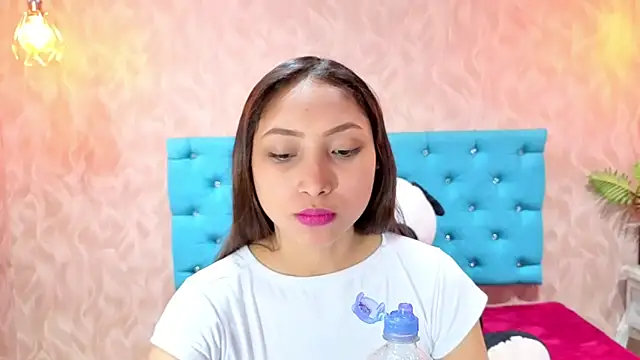 MadelineDoll online show from 04.28.26