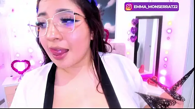 Snapshot of Emma_monserrat chatting on 02.28.25 Emma monserrat online show from 02.28.25