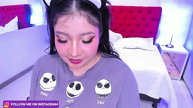 Snapshot of Emma_monserrat chatting on 03.14.25 Emma monserrat online show from 03.14.25