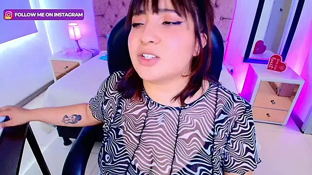 Snapshot of Emma_monserrat chatting on 11.07.25 Emma monserrat online show from 11.07.25