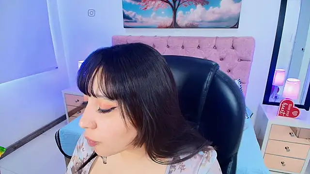 Snapshot of Emma_monserrat chatting on 02.07.26 Emma monserrat online show from 02.07.26