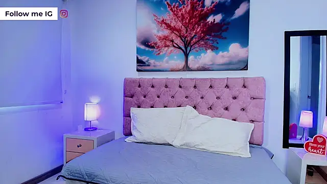 Snapshot of Emma_monserrat chatting on 03.16.26 Emma monserrat online show from 03.16.26