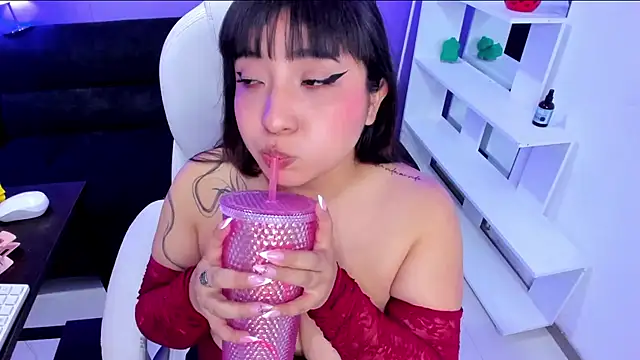 Emma monserrat online show from 05.27.26