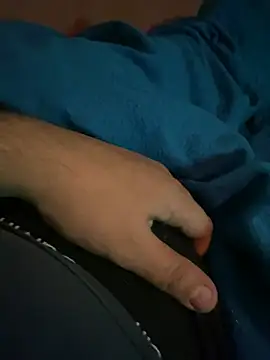 Snapshot of AdA-LoVe chatting on 02.02.25 AdA-LoVe online show from 02.02.25