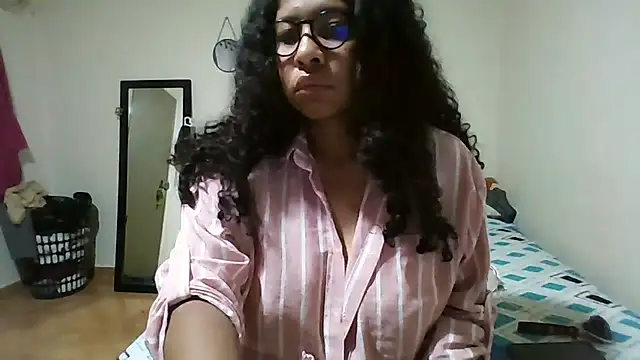 Ivon-09 online show from 04.19.26
