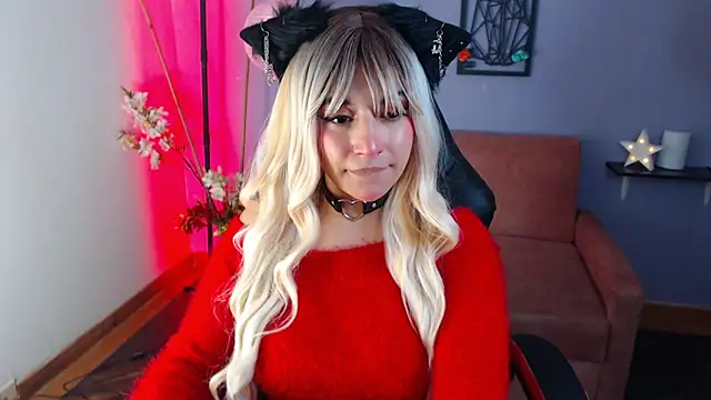 Snapshot of yumin3ko chatting on 12.26.24 yumin3ko online show from 12.26.24