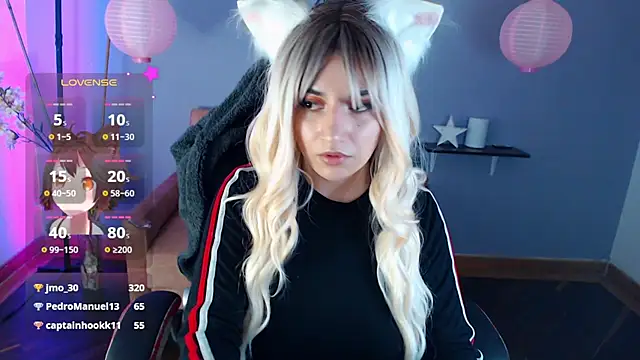 Snapshot of yumin3ko chatting on 01.17.25 yumin3ko online show from 01.17.25