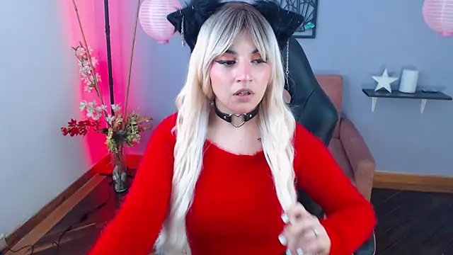 Snapshot of yumin3ko chatting on 02.08.25 yumin3ko online show from 02.08.25