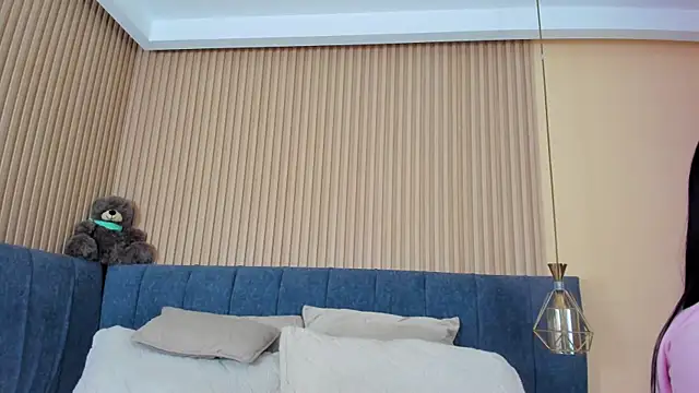 kathecute   online show from 11.09.25