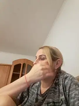 Snapshot of Malichkaanna30 chatting on 01.19.25 Malichkaanna30 online show from 01.19.25