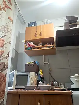 Snapshot of Malichkaanna30 chatting on 10.04.25 Malichkaanna30 online show from 10.04.25