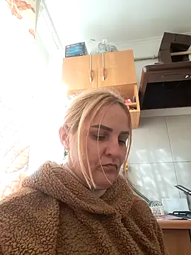 Snapshot of Malichkaanna30 chatting on 10.31.25 Malichkaanna30 online show from 10.31.25