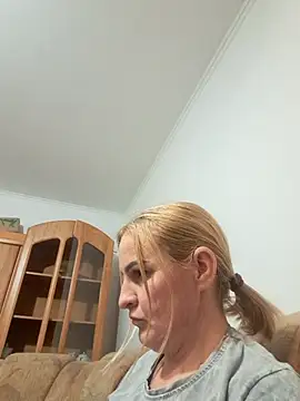 Snapshot of Malichkaanna30 chatting on 01.17.26 Malichkaanna30 online show from 01.17.26