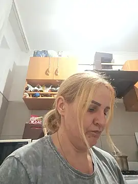 Snapshot of Malichkaanna30 chatting on 01.18.26 Malichkaanna30 online show from 01.18.26