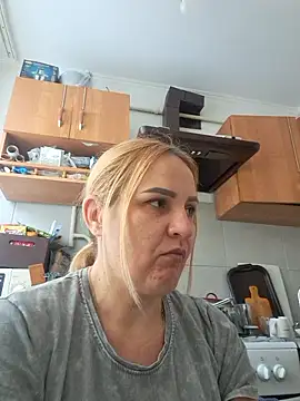 Snapshot of Malichkaanna30 chatting on 02.01.26 Malichkaanna30 online show from 02.01.26