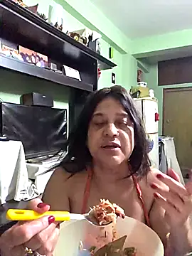 Snapshot of Hot_Queen77 chatting on 03.04.26 Hot Queen77 online show from 03.04.26