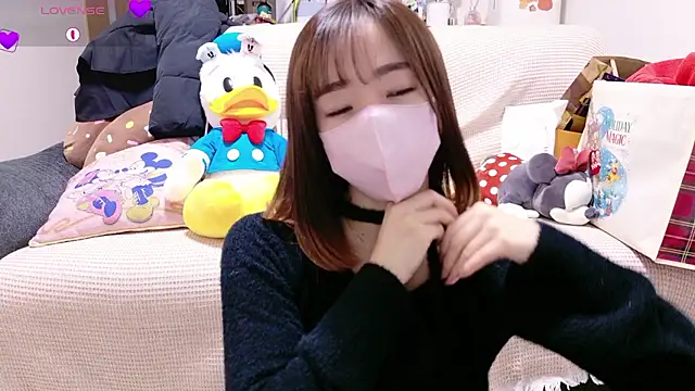 Snapshot of Rio_chan_ chatting on 11.22.25 Rio chan online show from 11.22.25