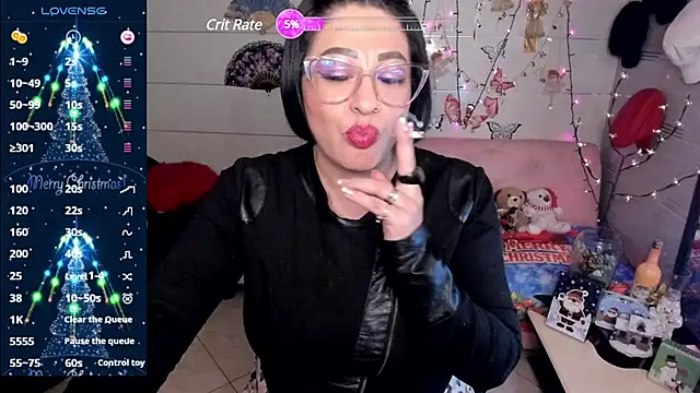 Snapshot of mirandaa_spark chatting on 12.05.24 mirandaa spark online show from 12.05.24