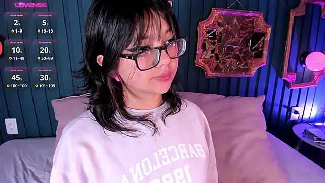 Snapshot of missy_taylor_ chatting on 02.25.25 missy taylor online show from 02.25.25