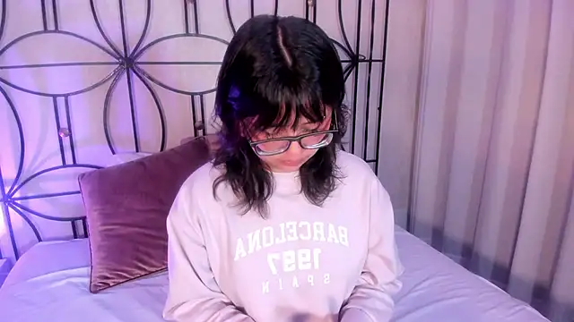 Snapshot of missy_taylor_ chatting on 03.06.25 missy taylor online show from 03.06.25