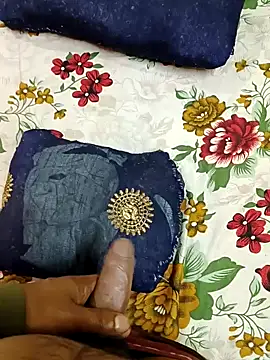 Snapshot of GF_nd_BF_ chatting on 01.23.25 GF nd BF  online show from 01.23.25