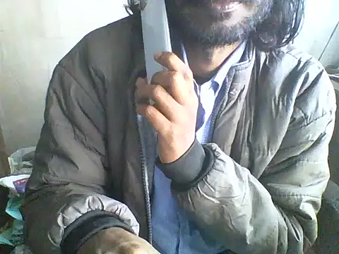 Snapshot of Desi_GfBf chatting on 11.17.25 Desi GfBf online show from 11.17.25