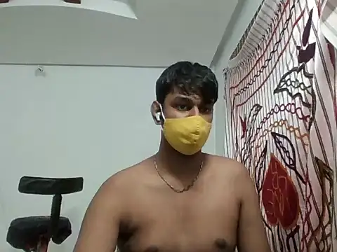 Snapshot of brownguy1234 chatting on 12.07.24 brownguy1234 online show from 12.07.24