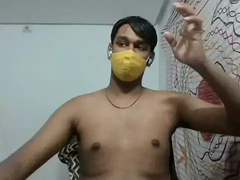 Snapshot of brownguy1234 chatting on 12.28.24 brownguy1234 online show from 12.28.24