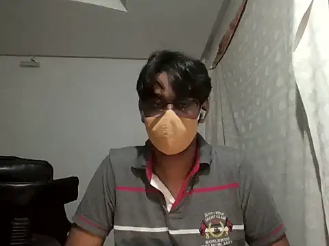 Snapshot of brownguy1234 chatting on 02.07.25 brownguy1234 online show from 02.07.25