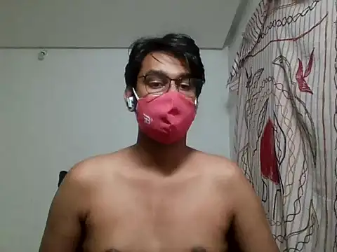 Snapshot of brownguy1234 chatting on 02.15.25 brownguy1234 online show from 02.15.25