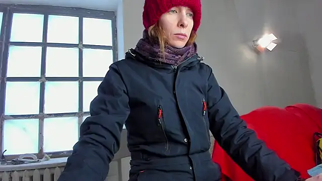 Snapshot of YourSuperModel chatting on 02.25.25 YourSuperModel online show from 02.25.25