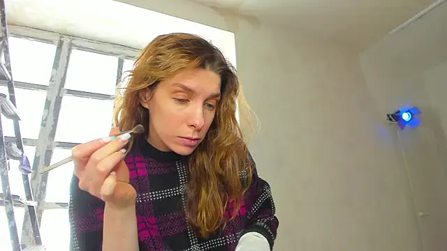 Snapshot of YourSuperModel chatting on 03.18.25 YourSuperModel online show from 03.18.25