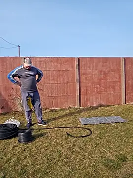 Snapshot of -Schweppes- chatting on 03.10.25 -Schweppes- online show from 03.10.25