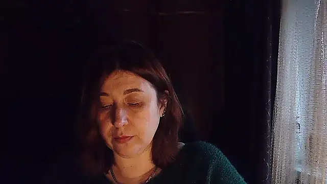 Snapshot of FiireTaliia chatting on 01.20.25 FiireTaliia online show from 01.20.25