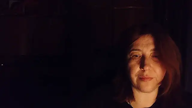 Snapshot of FiireTaliia chatting on 01.24.25 FiireTaliia online show from 01.24.25