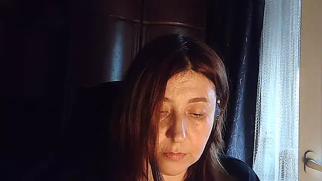 Snapshot of FiireTaliia chatting on 01.30.25 FiireTaliia online show from 01.30.25