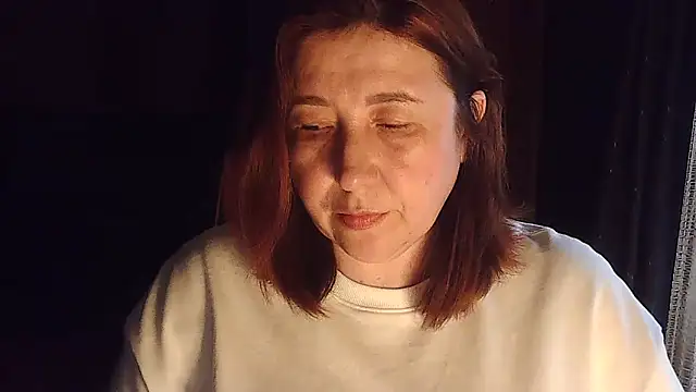 Snapshot of FiireTaliia chatting on 03.13.25 FiireTaliia online show from 03.13.25