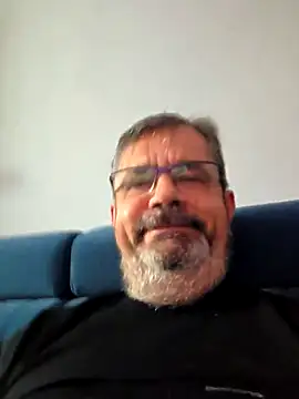 Snapshot of axecoman60 chatting on 12.02.25 axecoman60 online show from 12.02.25