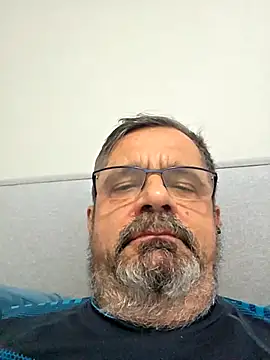 Snapshot of axecoman60 chatting on 01.15.26 axecoman60 online show from 01.15.26